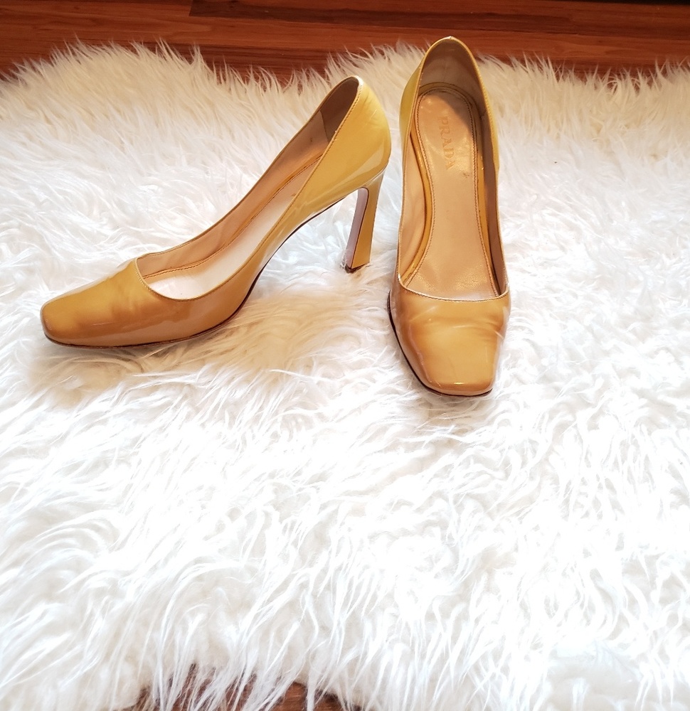 PRADA  heel 100% authentic